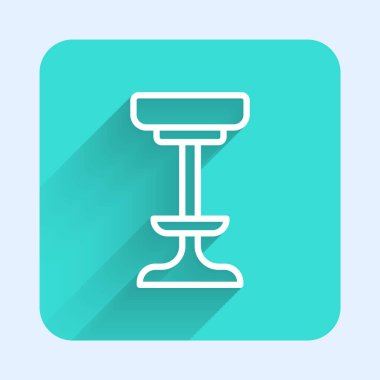 Beyaz çizgi sandalye simgesi uzun gölge arkaplanı ile izole edildi. Yeşil kare düğmesi. Vektör