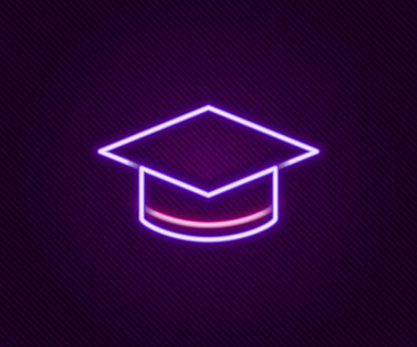 Parlayan neon hattı mezuniyet simgesi siyah arkaplanda izole edildi. Tassel ikonlu mezuniyet şapkası. Renkli taslak konsepti. Vektör