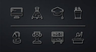 Bilgisayar monitörü, masa lambası, kalem kutusu kırtasiyesi, kitaplı raf, ödül kupası, test tüpü ve matarası, erkek çocuk elini kaldırıyor ve mezuniyet şapkası ikonu. Vektör