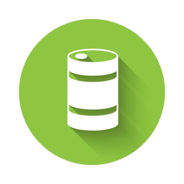 Beyaz Metal bira fıçısı ikonu uzun gölge arkaplan izole. Yeşil daire düğmesi. Vektör