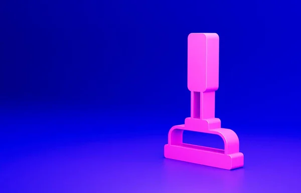 Розовый Резиновый Пластырь Деревянной Ручкой Очистки Труб Выделенный Синем Фоне — стоковое фото