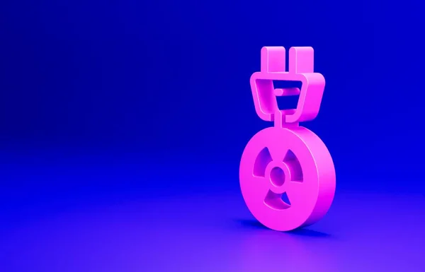 Розовый Значок Электрической Вилки Радиации Синем Фоне Ядерная Энергия Концепция — стоковое фото