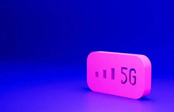 Розовый Новый Значок Беспроводного Доступа Интернет Wifi Выделен Синем Фоне — стоковое фото