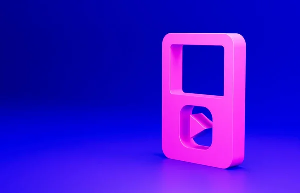 粉色音乐播放器图标隔离在蓝色背景 便携式音乐设备 最低纲领的概念 3D渲染说明 — 图库照片