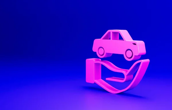 粉色汽车保险图标孤立在蓝色背景 保险概念 保护概念 最低纲领的概念 3D渲染说明 — 图库照片