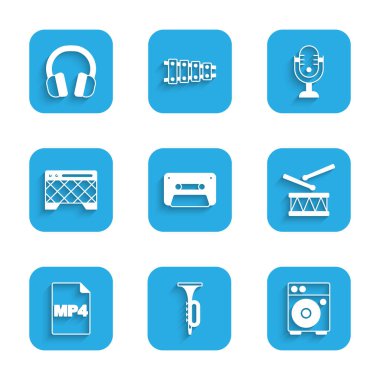 Retro ses kaset teybi trompet gitar amplifikatörü davul çubukları MP4 dosya belgesi mikrofon ve kulaklık simgesi ile ayarla. Vektör.