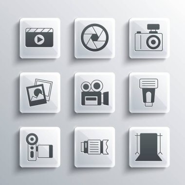 Kamera lensi boş stüdyo fotoğraf makinesi flaş sinema çerçevesi film alkışlaması ve simgesini ayarlayın. Vektör.