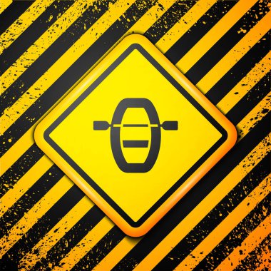 Sarı arka planda izole edilmiş kürek ikonlu siyah tekne. Su sporları, ekstrem sporlar, tatil, tatil, takım oluşturma. Uyarı işareti. Vektör