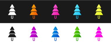 Ağaç simgesini siyah beyaz arkaplanda izole et. Orman sembolü. Vektör