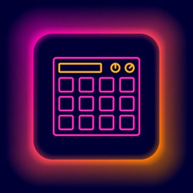 Parlayan neon hattı Drum makine müzik yapımcısı ikonu siyah arkaplanda izole edildi. Renkli taslak konsepti. Vektör
