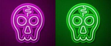 Parlayan neon hattı Skull simgesi mor ve yeşil arkaplanda izole edildi. Mutlu Cadılar Bayramı Partisi. Vektör
