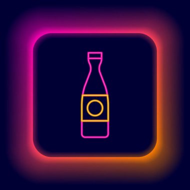 Parlayan neon hattı bira şişesi simgesi siyah arka planda izole edildi. Renkli taslak konsepti. Vektör