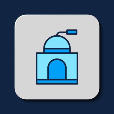 Mavi arka planda el yapımı kahve öğütücü simgesi var. Vektör