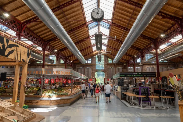 Colmar, Fransa 'daki ünlü Marche Couvert Colmar Makret Hall. 11 Haziran 2023 'te çekildi.