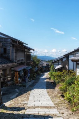 Magome kasabası, Kiso Vadisi 'nin ünlü Nakasendo Patikası' ndaki eski bir posta kasabasıdır. Magome, Japonya 'da çekildi. 24 Eylül 2024 'te çekildi.