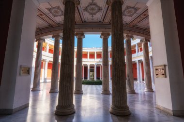 Atina, Yunanistan 'daki Zappeion Hall salonu. Yunanistan 'ın Atina kentindeki ünlü konferans ve sergi salonu