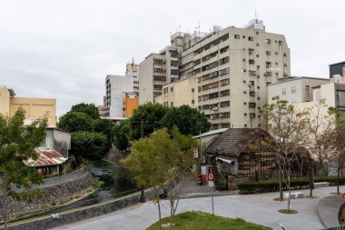 Tayvan Bağlantısı 1908 eski demiryolu parkı yeşil geçide dönüştü. 9 Şubat 2025 'te Taichung, Tayvan' da çekildi..