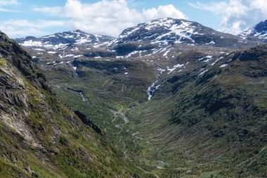 Ovre Oscarshaug Sognefjellet Dağı manzarası. Norveç 'in 55..