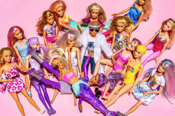 Nice France Július 2023 Panorámás Kilátás Divat Barbie Babák Ken Jogdíjmentes Stock Fotók