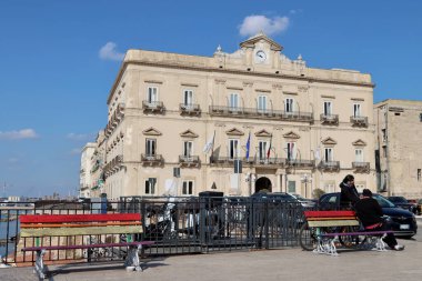 Palazzo di Citta, İtalya 'nın Puglia, Taranto şehrinin belediye binası. Yüksek kalite fotoğraf