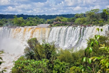 Iguazu Şelaleleri 'nin ana şelaleleri, Misiones, Arjantin