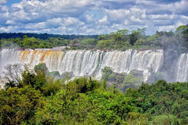 Iguazu Şelaleleri 'nin ana şelaleleri, Misiones, Arjantin