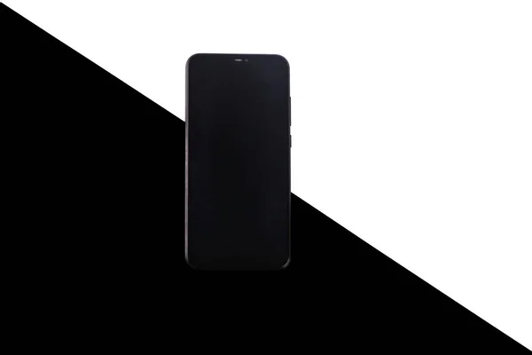 Das Smartphone Ist Schwarz Weiß Und Schwarz Hinterlegt — Stockfoto