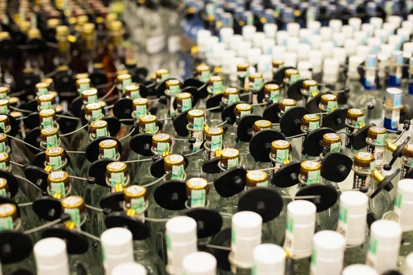 Botellas Bebidas Alcohólicas Etiqueta Rfid Sensor Seguridad Antirrobo Sellos Impuestos — Foto de Stock