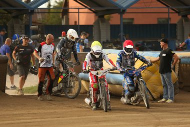 DAUGAVPILS, LATVIA - 10 Eylül 2023 Letonya Açık Yarış Pisti Şampiyonası. Irkın bölümleri