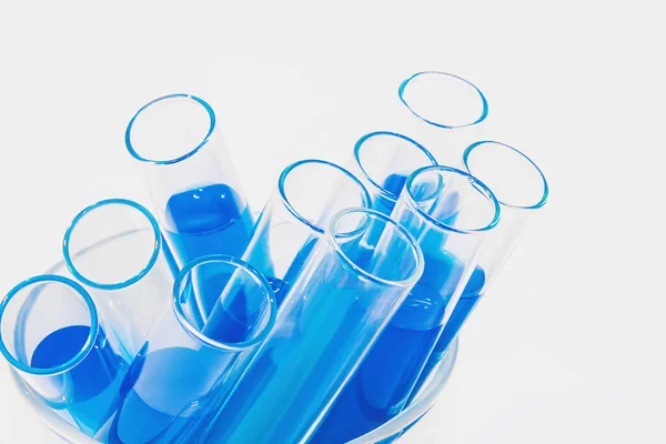 Transparente Glas Reagenzgläser Auf Weißem Hintergrund Blaue Flüssigkeit Chemisches Element — Stockfoto