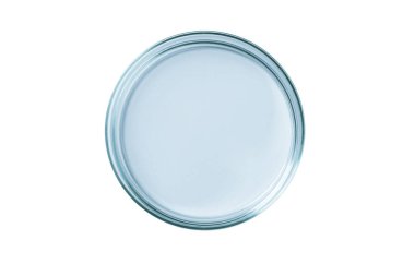 Petri kabı boş mavi bardak izole.