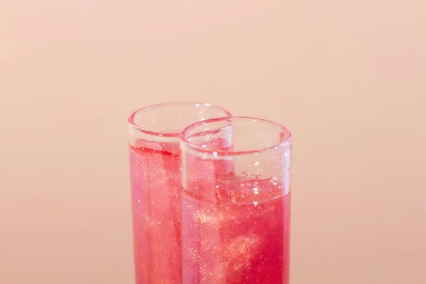 Éprouvette Rose Liquide Paillettes Vernis Liquide Des Paillettes Recherche Laboratoire — Photo