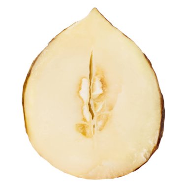 Fındık çekirdeği. Ceviz taneciği. Alanın derinliği. İzole edilmiş. Boş bir arkaplanda.