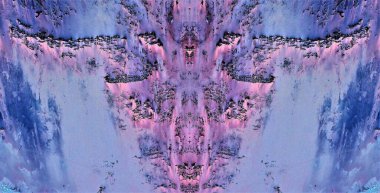 Tanrıların alacakaranlığı, Afrika çöllerinin havadan çekilmiş soyut simetrik fotoğrafı kavramsal fotoğraf, yayıcı filtre.,