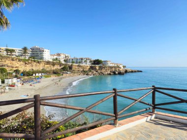  Nerja kasabası, Mlaga, Endülüs 'ün beyaz köylerinden biri, İspanya, Saloin plajı, Avrupa balkonundan çekilen fotoğraflar, Akdeniz, 