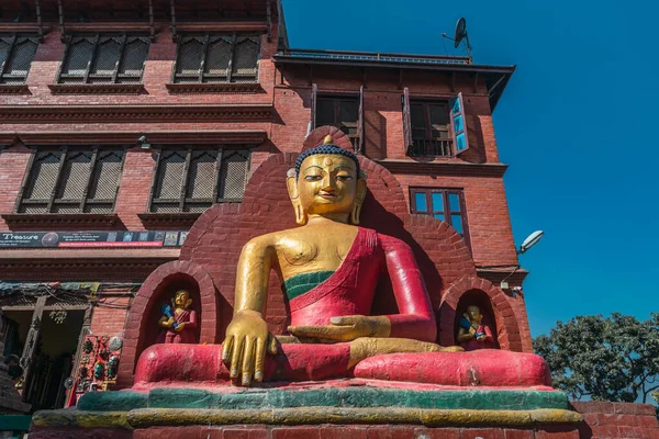 Zittend Boeddhabeeld Voor Contemplatie Gebed Straten Van Kathmandu — Stockfoto
