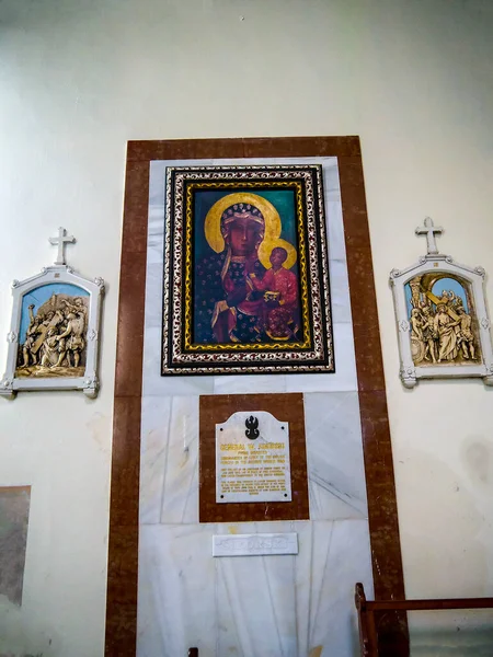 Katolicka Katedra Najświętszej Marii Panny Koronowana Skale Gibraltarskiej Jest Pomnik — Zdjęcie stockowe
