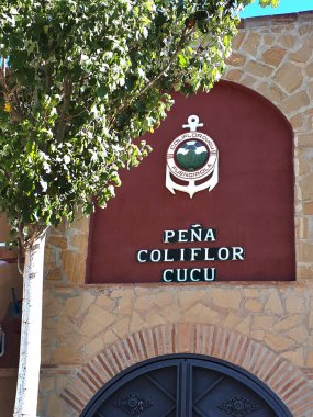 Costa del Sol İspanya 'daki Fuengirola' daki Market ve Feria Ground. Haftalık bit pazarı ve giysi, meyve ve yiyecek gibi temel ürünler satan bir pazar var. Geleneksel müzik ve dansın yer aldığı Ferias (Festivaller) burada da yer alır