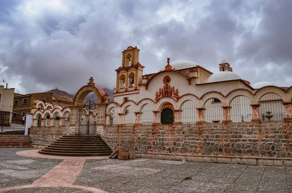 Pierwszy Kościół Aborygenów Widok Przodu Kościoła San Benito Potosi Boliwia — Zdjęcie stockowe