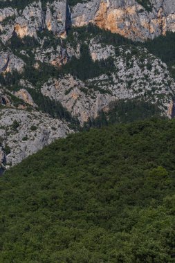 Dağların güzel manzarası