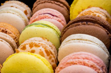 Tatlı ve renkli macaroons