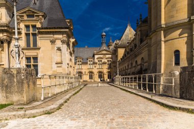 İtalya 'nın Caserta şehrinin güzel kalesi.