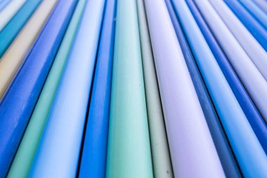 mavi renkli kağıtları kapat