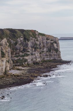 Deniz kıyısının güzel manzarası