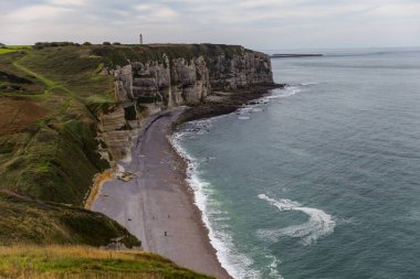 Normandiya, Fransa 'nın güzel sahil şeridinin havadan görünüşü