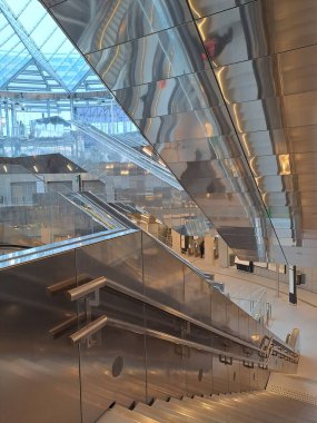 Modern havaalanının içi