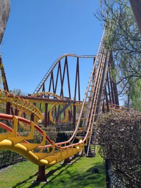 Lunaparkta hız treni