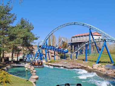 Gürcistan 'ın başkenti Tiflis' teki lunapark.