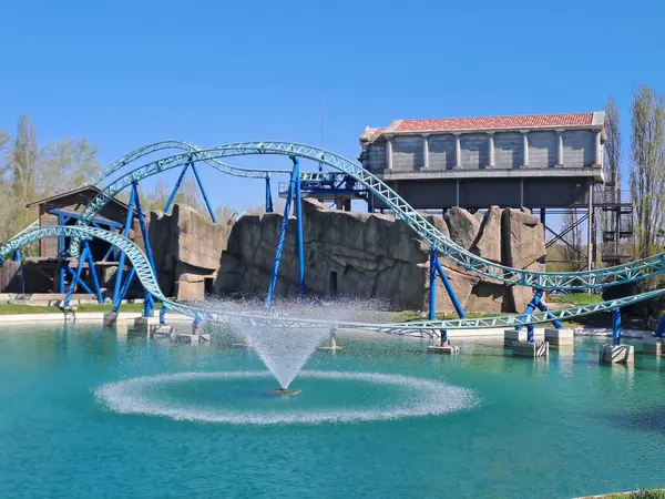 Gündüz vakti su parkı