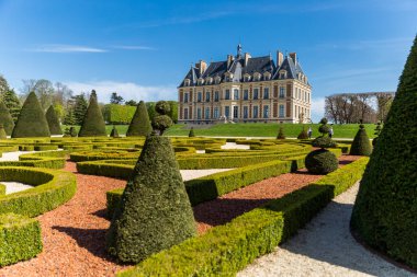 Odanın güzel kalesi